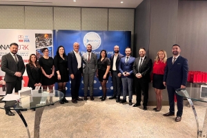 İDAYÖN derneğinin davetiyle İzmir’de düzenlenen buluşmada İDAİŞ olarak yer aldık.