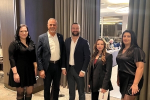 İDAYÖN derneğinin davetiyle İzmir’de düzenlenen buluşmada İDAİŞ olarak yer aldık.